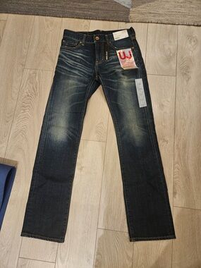 Uniqlo Men's Dark Wash Straight Jeans